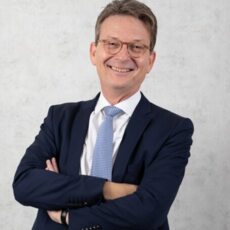 Dr. Stefan Poppelreuter